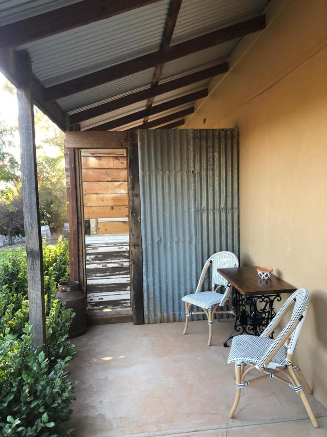 No 3 @ Bed In A Shed B&Bs Watervale Exterior photo